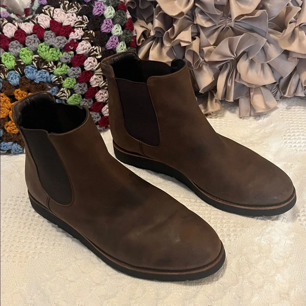 Johnston & Murphy Flex Sole Slip On Brown Distressed Leather Ankle Chelsea Boots